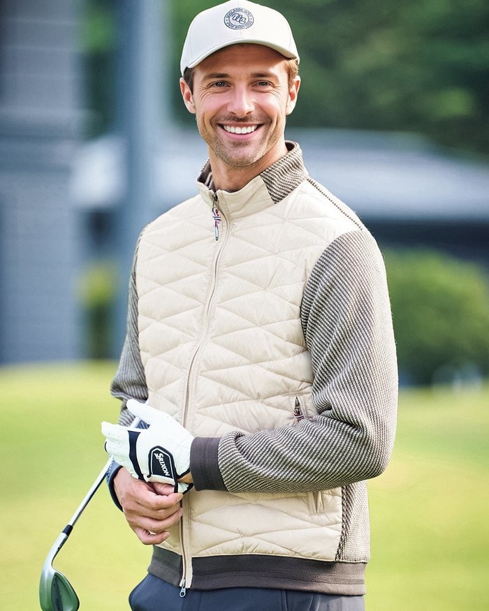 【ドゥクラッセ/DoCLASSE / MEN】のハイブリットダウン・アクティブゴルフブルゾン インテリア・キッズ・メンズ・レディースファッション・服の通販 founy(ファニー) https://founy.com/ ファッション Fashion メンズファッション Fashion for Men アウター Men's Coats Outerwear ブルゾンジャケット / カジュアルアウター Bomber Jackets & Blousons キルト Quilt, Quilted Fabric ゴルフ Golf ストレッチ Stretch, Stretchy Fabric ダウン Down, Puffer フェザー Feather, Feather Detail ブルゾン Blouson, Bomber Jacket ベスト Vest, Waistcoat ポケット Pocket, Pocket Detail メンズ Men's, Menswear |ID: prp329100004717105 ipo3291000000035301634