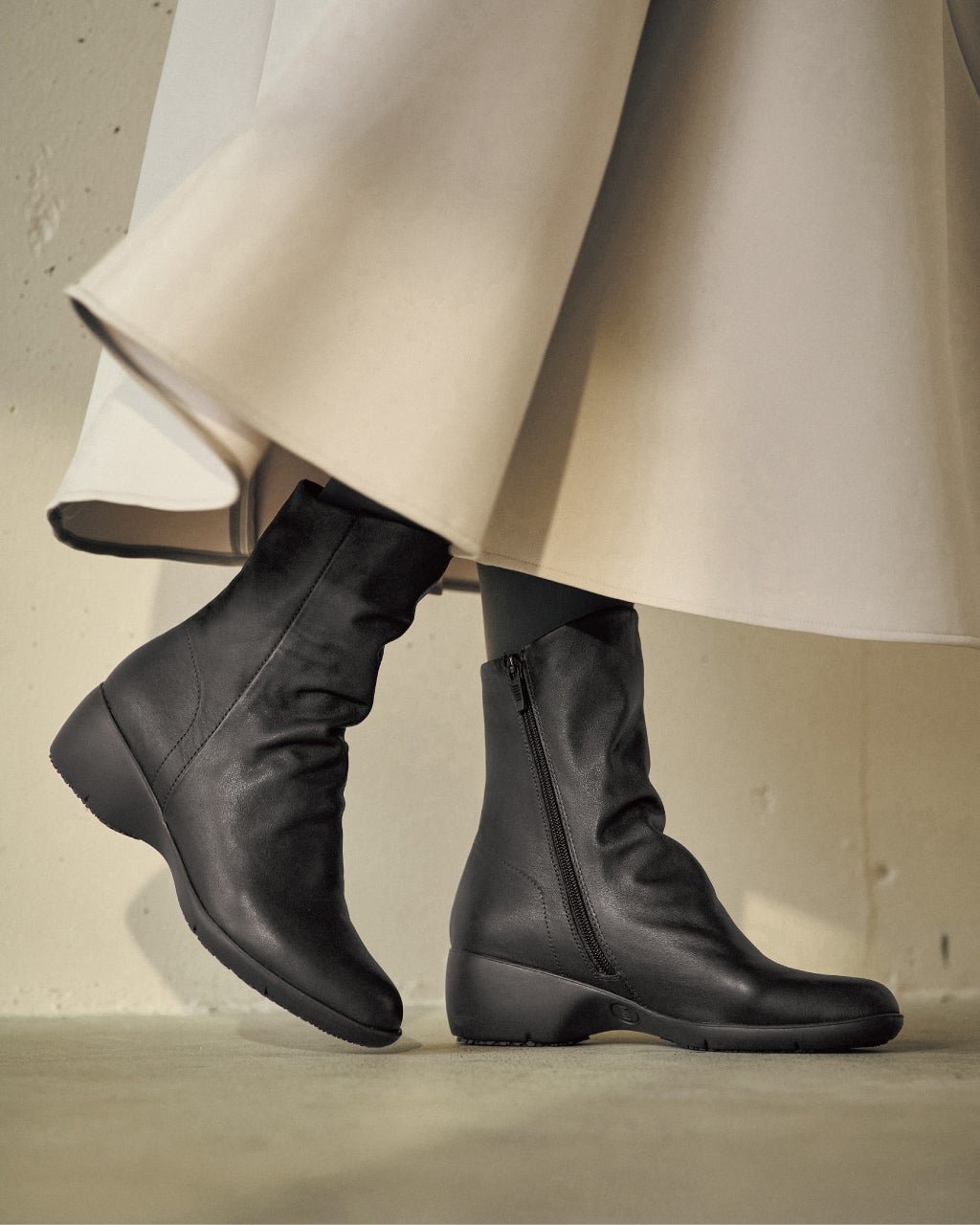 【フィットフィット/fitfit】のソフトレザーブーツ900 インテリア・キッズ・メンズ・レディースファッション・服の通販 founy(ファニー) ファッション Fashion レディースファッション Fashion for Women 抗菌 Antibacterial, Bacteria-Resistant 軽量 Lightweight, Ultra Light シャーリング Shirring, Ruched ストレッチ Stretch, Stretchy Fabric スマート Smart, Elegant トレンド Trend, Trending Now ドレープ Drape, Draping Fabric フィット Fit, Slim Fit フォルム Silhouette, Form ミドル Middle Length, Mid Height メッシュ Mesh, Net Fabric エレガント 上品 Elegant ダークブラウン|ID: prp329100004725426 ipo3291000000035799798