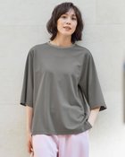 【ドゥクラッセ/DoCLASSE】のシルキーポンチ・オーバーフィットT 人気、トレンドファッション・服の通販 founy(ファニー) ファッション Fashion レディースファッション Fashion for Women トップス・カットソー Cut & Sew Tops シャツ・ブラウス・オフィスカジュアル Elegant Blouses & Button-Ups ロングTシャツ・Tシャツ Longline T-Shirts & Tees カットソー・ベーシックTシャツ Cut-and-Sewn Tops / Stretch Tees & Basics なめらか Smooth, Silky Texture カットソー Cut and Sewn Top フィット Fit, Slim Fit 夏 Summer thumbnail グレー|ID: prp329100004734446 ipo3291000000034200214