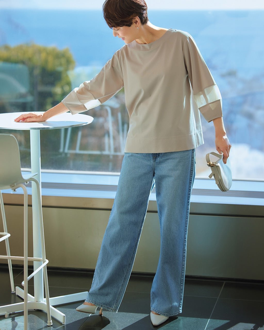 【ドゥクラッセ/DoCLASSE】のランタンスリーブ・シアー切り替えプルオーバー インテリア・キッズ・メンズ・レディースファッション・服の通販 founy(ファニー) 　ファッション　Fashion　レディースファッション　Fashion for Women　トップス・カットソー　Cut & Sew Tops　シャツ・ブラウス・オフィスカジュアル　Elegant Blouses & Button-Ups　ロングTシャツ・Tシャツ　Longline T-Shirts & Tees　カジュアルプルオーバー・ニットトップス　Pullovers & Knit Tops / Casual Pullovers　カットソー・ベーシックTシャツ　Cut-and-Sewn Tops / Stretch Tees & Basics　インナー　Innerwear　カットソー　Cut and Sewn Top　シアー　Sheer, See-Through　スリーブ　Sleeve, Long Sleeve / Short Sleeve　鹿の子　Piqué, Kanoko Fabric　アイスグレー|ID: prp329100004740208 ipo3291000000034505624