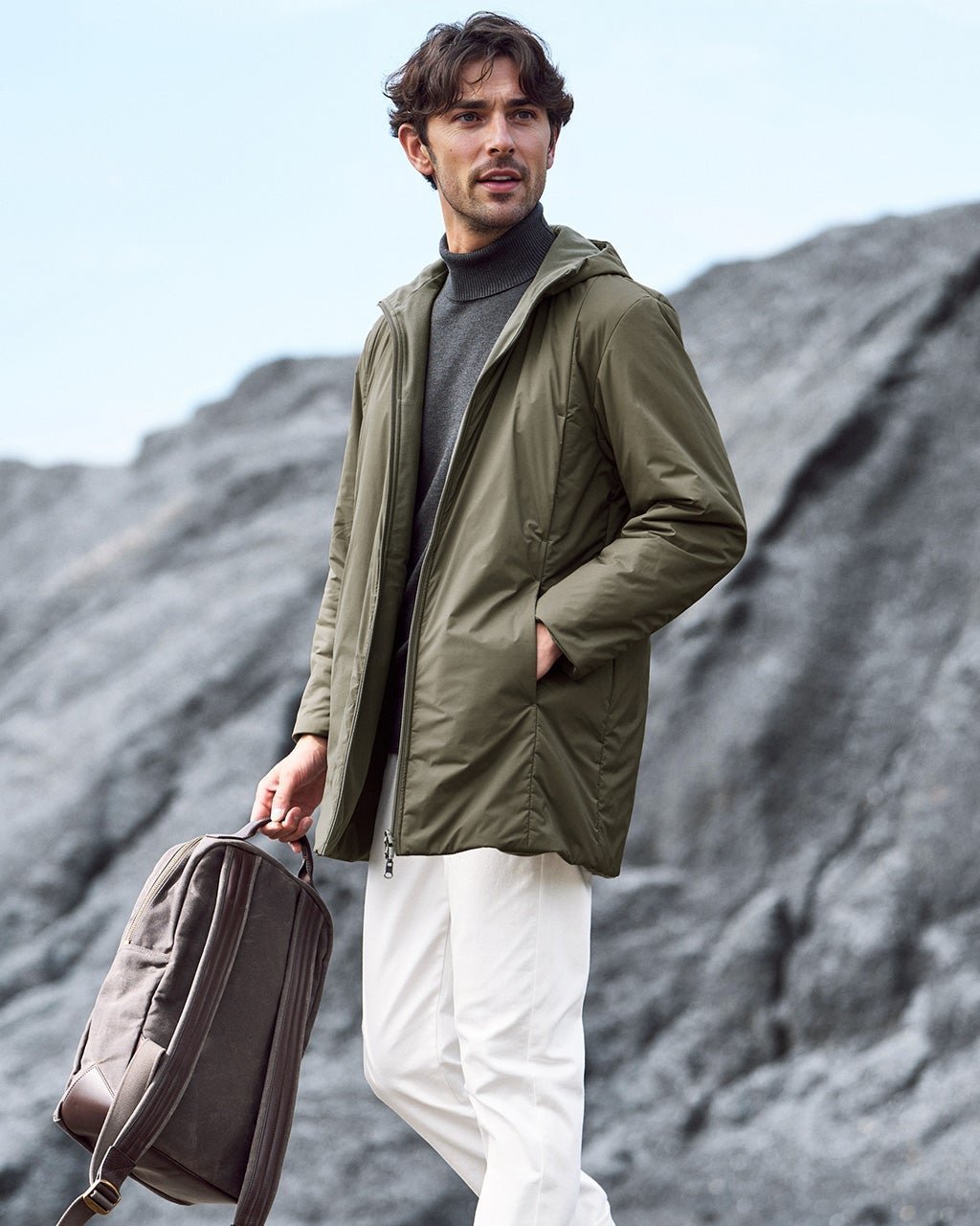 【ドゥクラッセ/DoCLASSE / MEN】の高機能中綿・Airライト・リバーシブルコート インテリア・キッズ・メンズ・レディースファッション・服の通販 founy(ファニー) ファッション Fashion メンズファッション Fashion for Men コーデュロイ Corduroy, Cord Fabric シャイニー Shiny, Glossy Finish ビジネス 仕事 通勤 Business / Work / Commuting ポケット Pocket, Pocket Detail メンズ Men's, Menswear 軽量 Lightweight, Ultra Light カーキグリーン|ID: prp329100004747314 ipo3291000000034324841