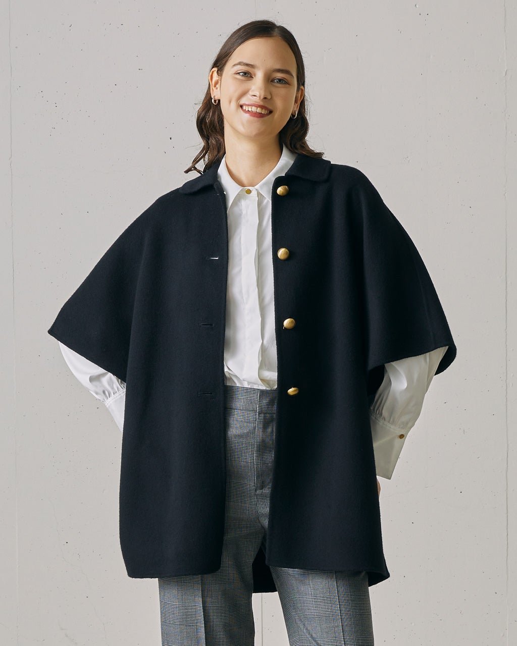 【ドゥクラッセ/DoCLASSE】のプレミアムウールリバー・ポンチョハーフコート 人気、トレンドファッション・服の通販 founy(ファニー) ファッション Fashion レディースファッション Fashion for Women アウター Coat / Outerwear Collection コート・ロングコート・ピーコート Long Coats, Peacoats & More ポンチョ・ケープコート Ponchos & Capes 新作・新入荷 New Arrivals / New In プレミアム Premium, High-End other-1|ID: prp329100004754280 ipo3291000000034388739