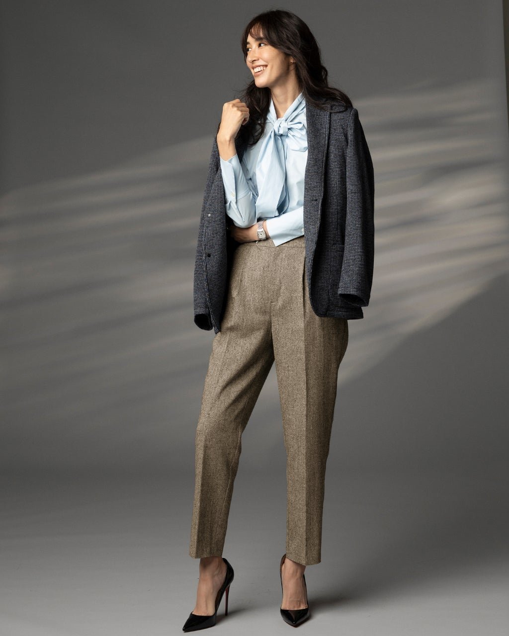 【ドゥクラッセ/DoCLASSE】のラメツイード・スティックパンツ インテリア・キッズ・メンズ・レディースファッション・服の通販 founy(ファニー) 　ファッション　Fashion　レディースファッション　Fashion for Women　パンツ　Pants & Trousers　新作・新入荷　New Arrivals / New In　クラシカル　Classical, Vintage-Inspired　クロップド　Cropped, Short Length　コンパクト　Compact, Small Size　スタイリッシュ　Stylish, Fashionable　スマート　Smart, Elegant　センター　Center, Center Line　ツイード　Twill, Twill Weave　ブラウン|ID: prp329100004755605 ipo3291000000034399104