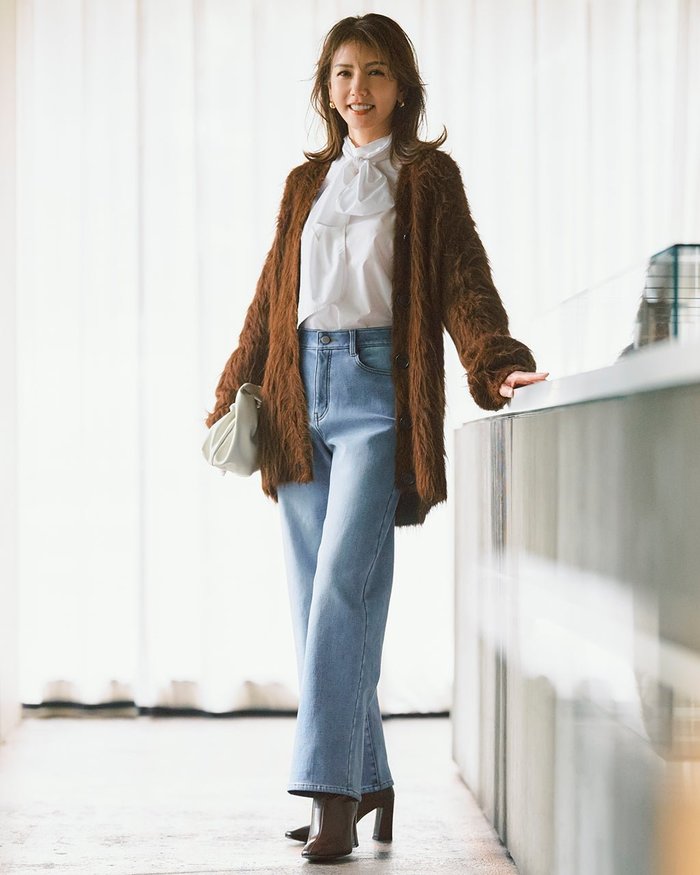 【ドゥクラッセ/DoCLASSE】の裏ベロアデニム・ワイド/68cm インテリア・キッズ・メンズ・レディースファッション・服の通販 founy(ファニー) https://founy.com/ ファッション Fashion レディースファッション Fashion for Women パンツ Pants & Trousers インディゴ Indigo Denim ストレッチ Stretch, Stretchy Fabric ストレート Straight, Straight Cut タイツ Tights, Legwear デニム Denim, Jeans Material なめらか Smooth, Silky Texture ベロア Velour, Soft Velvet ワイド Wide, Wide Fit 冬 Winter / This Winter 新作・新入荷 New Arrivals / New In |ID: prp329100004755608 ipo3291000000034399113