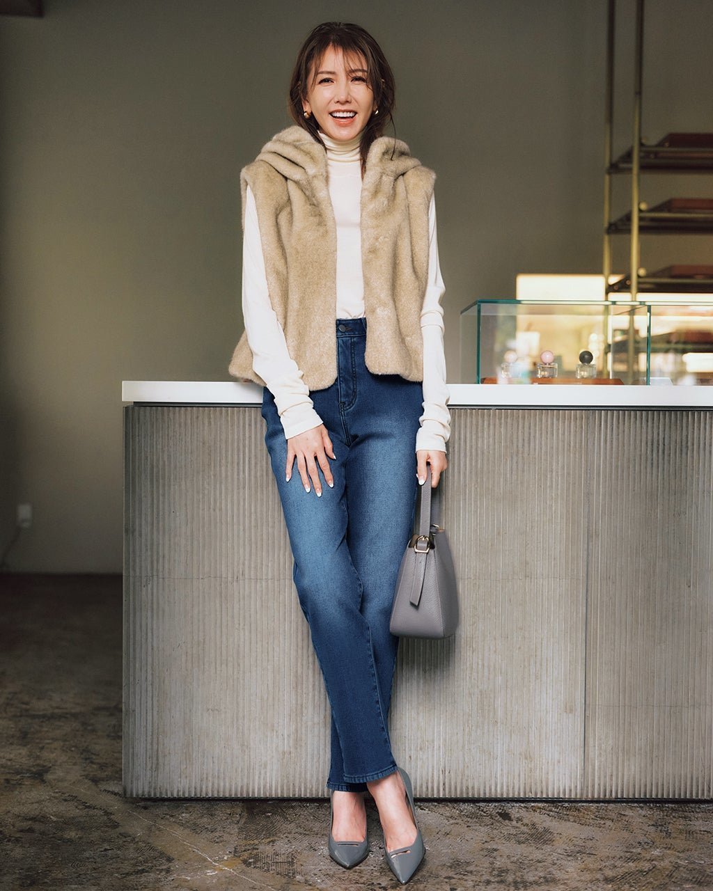 【ドゥクラッセ/DoCLASSE】の裏ベロアデニム・ストレート/72cm インテリア・キッズ・メンズ・レディースファッション・服の通販 founy(ファニー) 　ファッション　Fashion　レディースファッション　Fashion for Women　パンツ　Pants & Trousers　インディゴ　Indigo Denim　ストレッチ　Stretch, Stretchy Fabric　ストレート　Straight, Straight Cut　タイツ　Tights, Legwear　デニム　Denim, Jeans Material　なめらか　Smooth, Silky Texture　ベロア　Velour, Soft Velvet　ワイド　Wide, Wide Fit　冬　Winter / This Winter　新作・新入荷　New Arrivals / New In　インディゴ|ID: prp329100004755610 ipo3291000000034399120