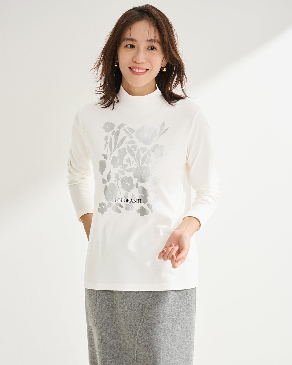 【ドゥクラッセ/DoCLASSE】の超長綿・ハイネック/プリント 人気、トレンドファッション・服の通販 founy(ファニー) 　ファッション　Fashion　レディースファッション　Fashion for Women　トップス・カットソー　Cut & Sew Tops　シャツ・ブラウス・オフィスカジュアル　Elegant Blouses & Button-Ups　ロングTシャツ・Tシャツ　Longline T-Shirts & Tees　カットソー・ベーシックTシャツ　Cut-and-Sewn Tops / Stretch Tees & Basics　なめらか　Smooth, Silky Texture　カットソー　Cut and Sewn Top　チュニック　Tunic, Long Top　ハイネック　High Neck, Mock Neck　フレア　Flare, Flared　プリント　Print, Printed Pattern　 other-1|ID: prp329100004755617 ipo3291000000034399157