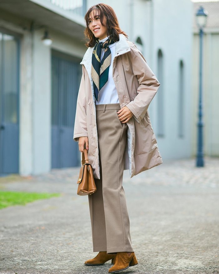 【ドゥクラッセ/DoCLASSE】のウォームストレッチ・ストレート インテリア・キッズ・メンズ・レディースファッション・服の通販 founy(ファニー) https://founy.com/ ファッション Fashion レディースファッション Fashion for Women パンツ Pants & Trousers ウォーム Warm Fabric カッティング Cutting Detail カットソー Cut and Sewn Top ストレッチ Stretch, Stretchy Fabric ストレート Straight, Straight Cut センター Center, Center Line 人気 Popular, Best Seller ループ Loop, Loop Knit 新作・新入荷 New Arrivals / New In エレガント 上品 Elegant |ID: prp329100004755620 ipo3291000000034545392