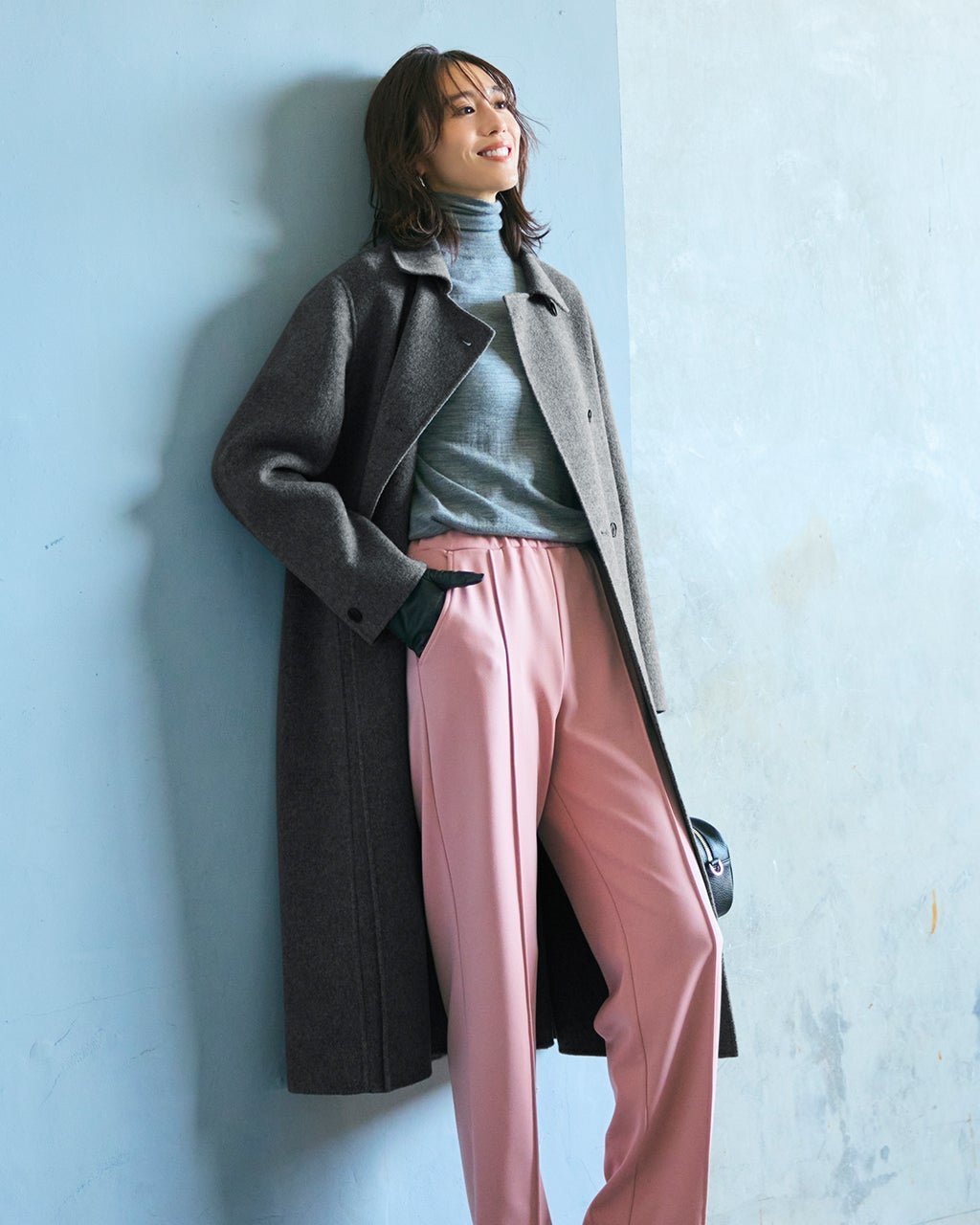 【ドゥクラッセ/DoCLASSE】のピュアウールリバー・ダブルブレストロングコート インテリア・キッズ・メンズ・レディースファッション・服の通販 founy(ファニー) ファッション Fashion レディースファッション Fashion for Women アウター Coat / Outerwear Collection コート・ロングコート・ピーコート Long Coats, Peacoats & More 今季 This Season, Current Season シンプル Simple, Minimal ストーン Stone, Gem-Like ダブル Double, Double-Breasted なめらか Smooth, Silky Texture ハンド Hand, Handmade パターン Pattern, Design Print フェイス Face, Facial Design ロング Long, Long-Length ワーク Workwear, Utility Style エレガント 上品 Elegant グレー|ID: prp329100004755631 ipo3291000000034399262