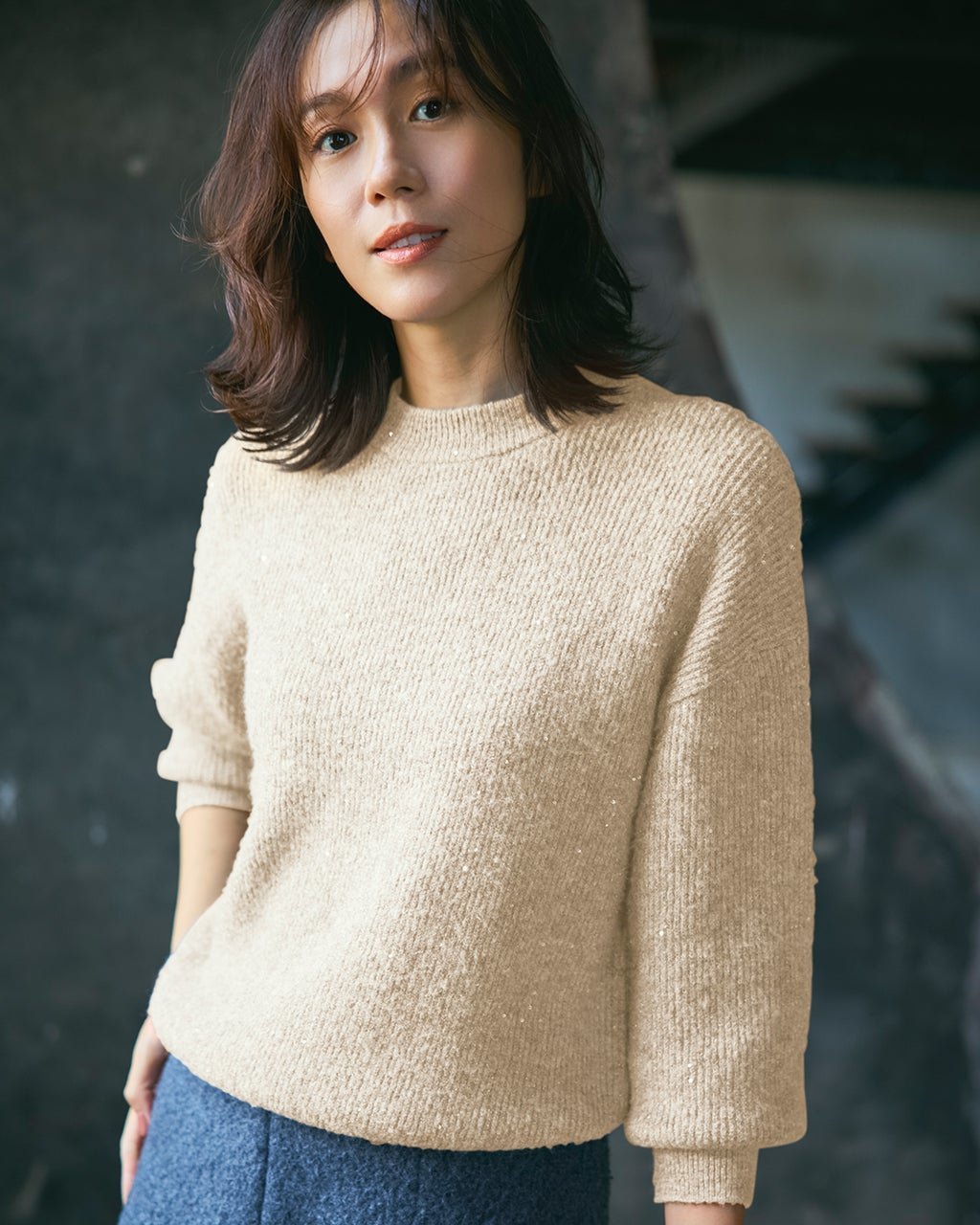 【ドゥクラッセ/DoCLASSE】のラメ糸スパンコールニット・片畦クルーネック インテリア・キッズ・メンズ・レディースファッション・服の通販 founy(ファニー) 　ファッション　Fashion　レディースファッション　Fashion for Women　トップス・カットソー　Cut & Sew Tops　ニット　Knit Tops & Sweaters　新作・新入荷　New Arrivals / New In　シンプル　Simple, Minimal　スパンコール　Sequins, Sequin Embellishment　セーター　Sweater, Knitwear　デニム　Denim, Jeans Material　フラワー　Flower, Floral　ラウンド　Round, Round Neck　畦　Ribbed Knit　A/W・秋冬　Autumn/Winter　シャンパン|ID: prp329100004755632 ipo3291000000034399271