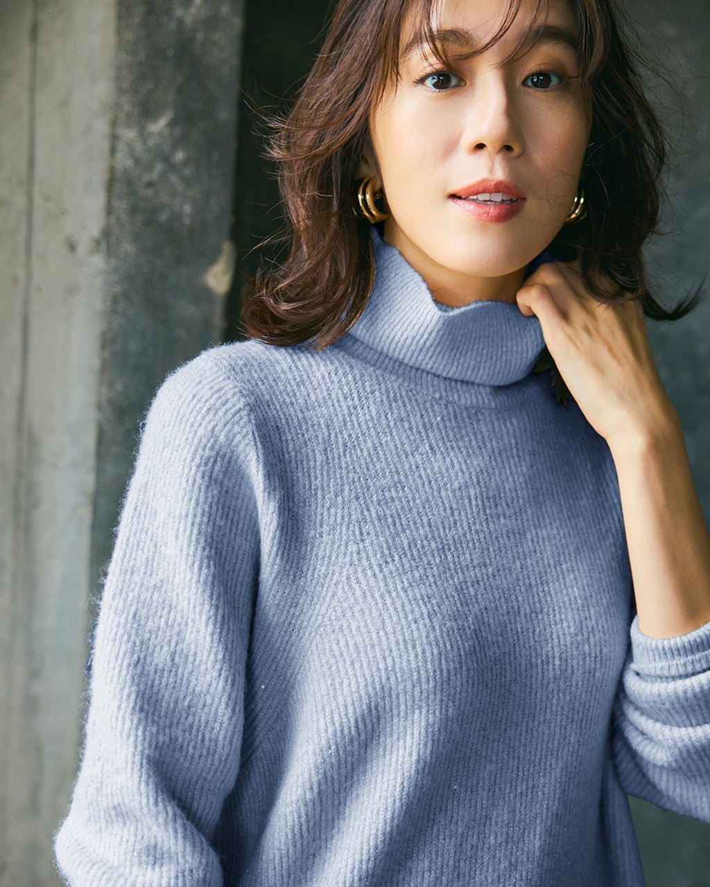 【ドゥクラッセ/DoCLASSE】のラメ糸スパンコールニット・片畦タートルネック インテリア・キッズ・メンズ・レディースファッション・服の通販 founy(ファニー) 　ファッション　Fashion　レディースファッション　Fashion for Women　トップス・カットソー　Cut & Sew Tops　ニット　Knit Tops & Sweaters　タートルネック・ハイネックトップス　Turtlenecks & High-Neck Tops　新作・新入荷　New Arrivals / New In　スパンコール　Sequins, Sequin Embellishment　スリット　Slit, Slit Detail　セーター　Sweater, Knitwear　タートル　Turtleneck, Turtle Collar　タートルネック　Turtleneck, High Neck　フラワー　Flower, Floral　ラウンド　Round, Round Neck　畦　Ribbed Knit　A/W・秋冬　Autumn/Winter　サックス|ID: prp329100004755639 ipo3291000000034399311