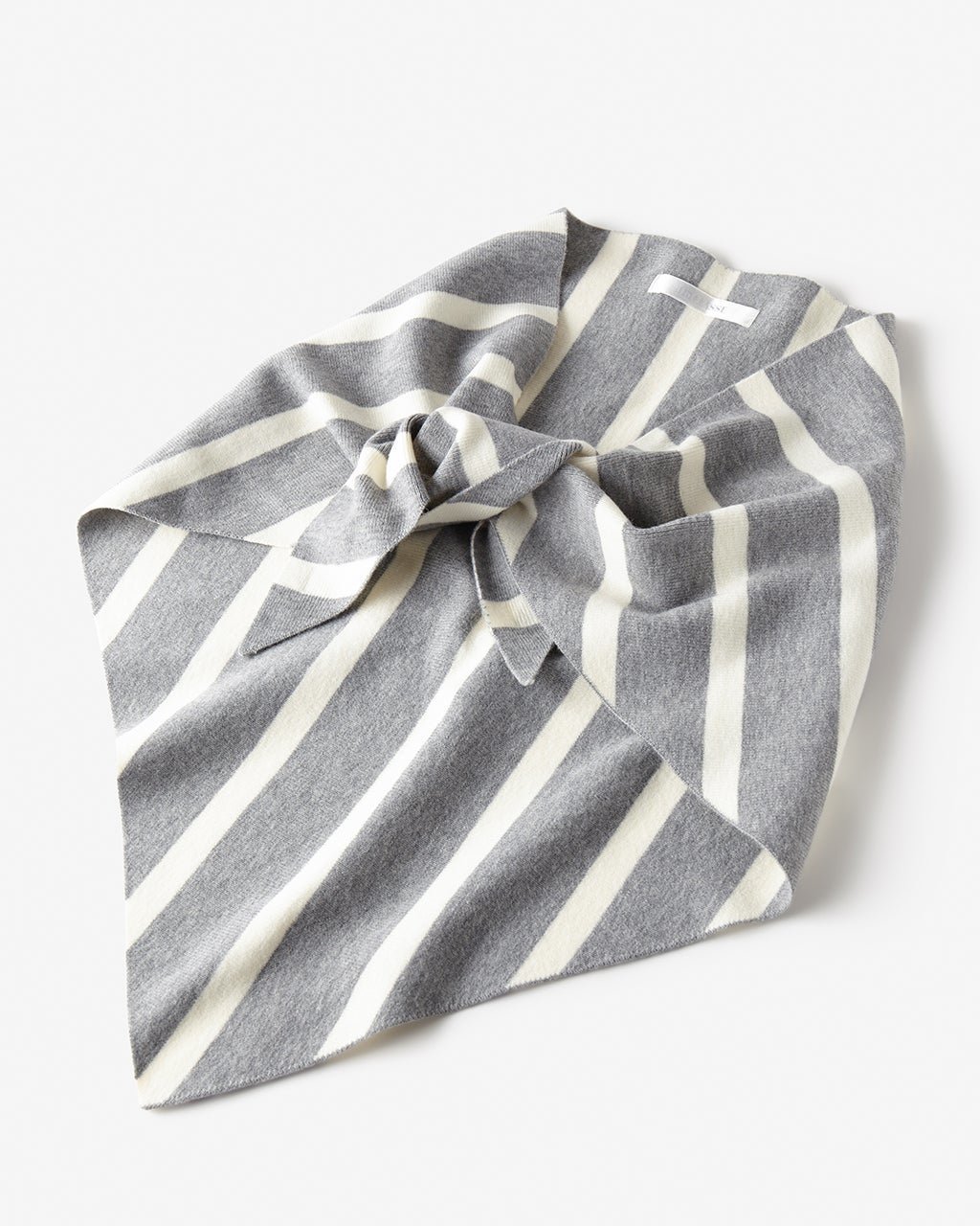 【ドゥクラッセ/DoCLASSE】のウール混・ニットスカーフ インテリア・キッズ・メンズ・レディースファッション・服の通販 founy(ファニー) 　ファッション　Fashion　レディースファッション　Fashion for Women　トップス・カットソー　Cut & Sew Tops　ニット　Knit Tops & Sweaters　レイングッズ・傘・晴雨兼用傘　Umbrellas & Rain Gear　スカーフ　Scarf, Neckwear　パターン　Pattern, Design Print　フォルム　Silhouette, Form　フレンチ　French, French Style　冬　Winter / This Winter　日傘　Parasol, UV Umbrella　グレーパターン|ID: prp329100004755650 ipo3291000000034399366