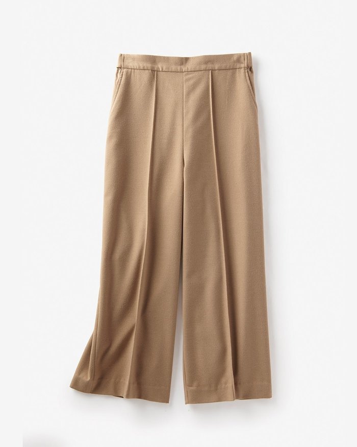 【ドゥクラッセ/DoCLASSE】のウールタッチ・ワイドクロップドパンツ インテリア・キッズ・メンズ・レディースファッション・服の通販 founy(ファニー) https://founy.com/ ファッション Fashion レディースファッション Fashion for Women パンツ Pants & Trousers ウォーム Warm Fabric ストレッチ Stretch, Stretchy Fabric エレガント 上品 Elegant 旅行 Travel A/W・秋冬 Autumn/Winter |ID: prp329100004760644 ipo3291000000034452449