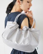 【ドゥクラッセ/DoCLASSE】のモノグラム柄・ギャザーハンドバッグ 人気、トレンドファッション・服の通販 founy(ファニー) ファッション Fashion レディースファッション Fashion for Women バッグ Bags レイングッズ・傘・晴雨兼用傘 Umbrellas & Rain Gear ギャザー Gathered, Ruffled ドローコード Drawcord, Drawstring Cord フォルム Silhouette, Form フリル Frill, Ruffle フロント Front, Front Design 日傘 Parasol, UV Umbrella thumbnail ライトグレー|ID: prp329100004760646 ipo3291000000034452456