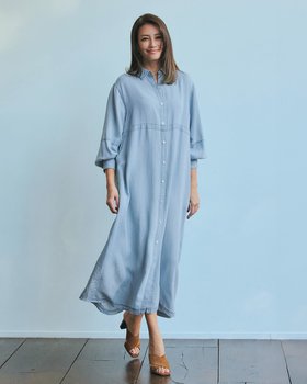 【ドゥクラッセ/DoCLASSE】 メルティーデニム・シャツワンピース人気、トレンドファッション・服の通販 founy(ファニー) ファッション Fashion レディースファッション Fashion for Women ワンピース Dresses シャツワンピース / 1枚で着映えコーデ Shirt Dresses バランス Balance, Style Balance フェミニン Feminine, Girly ポケット Pocket, Pocket Detail ロング Long, Long-Length 人気 Popular, Best Seller 再入荷 Restock / Back in Stock |ID:prp329100004773014