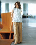 【ドゥクラッセ/DoCLASSE】のコットン混・フロントラッフルブラウス 人気、トレンドファッション・服の通販 founy(ファニー) ファッション Fashion レディースファッション Fashion for Women トップス・カットソー Cut & Sew Tops シャツ・ブラウス・オフィスカジュアル Elegant Blouses & Button-Ups カーディガン Cardigan, Knitwear ジャケット Jacket, Outerwear スタンド Stand Collar, Upright Stand フリル Frill, Ruffle ビジネス 仕事 通勤 Business / Work / Commuting 夏 Summer thumbnail ホワイト|ID: prp329100004773015 ipo3291000000034585196