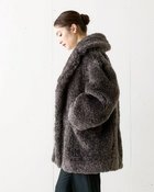 【ドゥクラッセ/DoCLASSE】のエコファー・ダブルブレストコート 人気、トレンドファッション・服の通販 founy(ファニー) ファッション Fashion レディースファッション Fashion for Women アウター Coat / Outerwear Collection コート・ロングコート・ピーコート Long Coats, Peacoats & More エレガント 上品 Elegant ダブル Double, Double-Breasted バランス Balance, Style Balance モコモコ Fuzzy, Fluffy ラグジュアリー Luxury, Elegant 冬 Winter / This Winter 定番 Standard, Basic Item thumbnail グレー|ID: prp329100004774645 ipo3291000000034606675