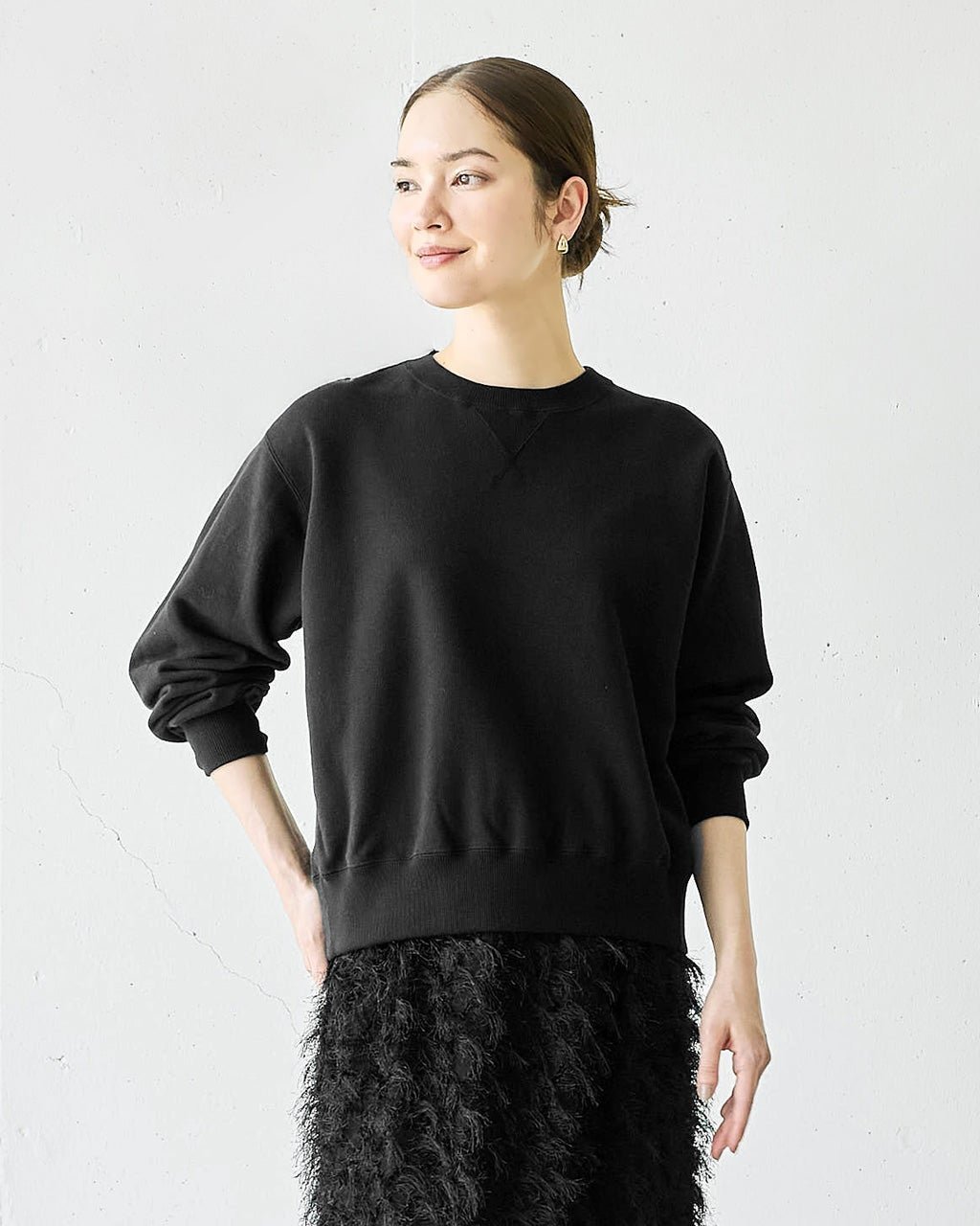 【ドゥクラッセ/DoCLASSE】のエアリーパイル・プルオーバー インテリア・キッズ・メンズ・レディースファッション・服の通販 founy(ファニー) 　ファッション　Fashion　レディースファッション　Fashion for Women　トップス・カットソー　Cut & Sew Tops　カジュアルプルオーバー・ニットトップス　Pullovers & Knit Tops / Casual Pullovers　カットソー・ベーシックTシャツ　Cut-and-Sewn Tops / Stretch Tees & Basics　カットソー　Cut and Sewn Top　スポーツ　Sports, Activewear　タオル　Towel, Bath Towel　デニム　Denim, Jeans Material　ワイド　Wide, Wide Fit　吸水　Absorbent, Quick-Dry　ブラック|ID: prp329100004776853 ipo3291000000034725433