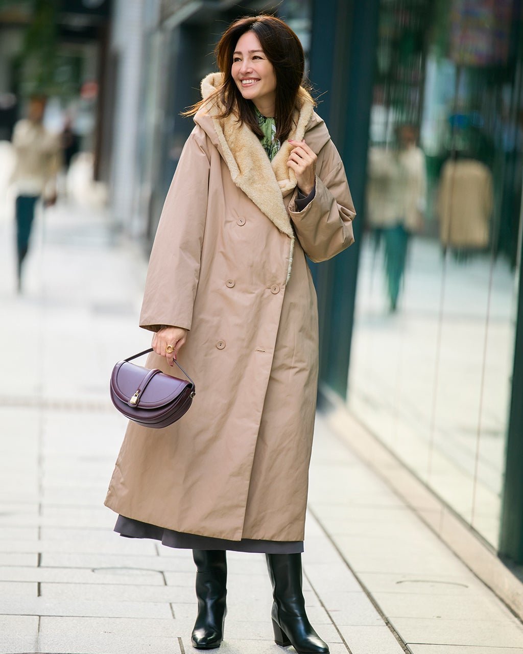 【ドゥクラッセ/DoCLASSE】のマジカルサーモ・エコファーショールコート インテリア・キッズ・メンズ・レディースファッション・服の通販 founy(ファニー) 　ファッション　Fashion　レディースファッション　Fashion for Women　アウター　Coat / Outerwear Collection　コート・ロングコート・ピーコート　Long Coats, Peacoats & More　エレガント 上品　Elegant　ガウン　Gown, Robe　グログラン　Grosgrain, Grosgrain Ribbon　ショール　Shawl, Wrap　ダウン　Down, Puffer　人気　Popular, Best Seller　フォルム　Silhouette, Form　新作・新入荷　New Arrivals / New In　トープ|ID: prp329100004780930 ipo3291000000034686388