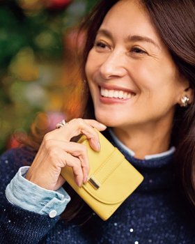 【ドゥクラッセ/DoCLASSE】の本革・三つ折りコンパクトウォレット 人気、トレンドファッション・服の通販 founy(ファニー) ファッション Fashion レディースファッション Fashion for Women レイングッズ・傘・晴雨兼用傘 Umbrellas & Rain Gear おすすめ Recommended / Our Picks ウォレット Wallet ギフト プレゼント Gift / Present 旅行 Travel 日傘 Parasol, UV Umbrella 財布 Wallet, Purse |ID:prp329100004780931