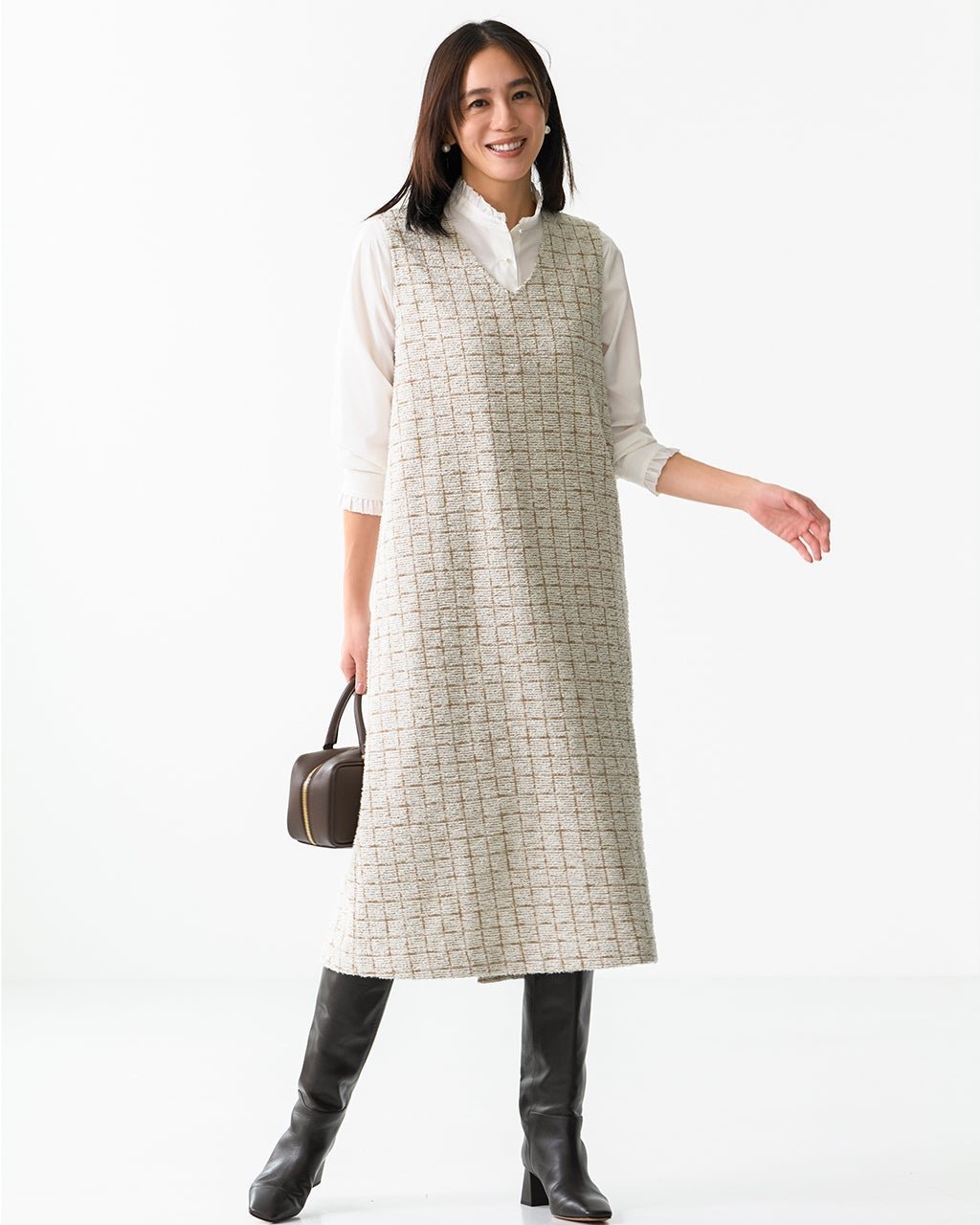 【ドゥクラッセ/DoCLASSE】のラメチェック・ジャンパースカート インテリア・キッズ・メンズ・レディースファッション・服の通販 founy(ファニー) ファッション Fashion レディースファッション Fashion for Women スカート Skirts 新作・新入荷 New Arrivals / New In ジャカード/ジャガード Jacquard, Woven Pattern チェック Check, Plaid, Tartan ツイード Twill, Twill Weave ポケット Pocket, Pocket Detail モノトーン Monotone, Black and White オフホワイト|ID: prp329100004780938 ipo3291000000034686418