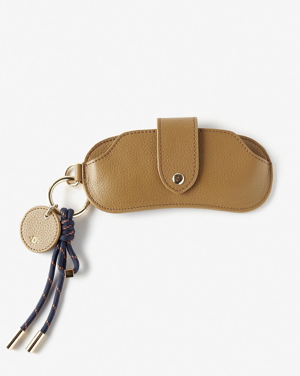 【ドゥクラッセ/DoCLASSE】の本革・グラスケース/キーリング付き インテリア・キッズ・メンズ・レディースファッション・服の通販 founy(ファニー) 　ファッション　Fashion　レディースファッション　Fashion for Women　レイングッズ・傘・晴雨兼用傘　Umbrellas & Rain Gear　新作・新入荷　New Arrivals / New In　おすすめ　Recommended / Our Picks　グラス　Glass, Eyewear　サングラス　Sunglasses, Shades　チャーム　Charm, Pendant　ラウンド　Round, Round Neck　日傘　Parasol, UV Umbrella　キャメル|ID: prp329100004780939 ipo3291000000034686429