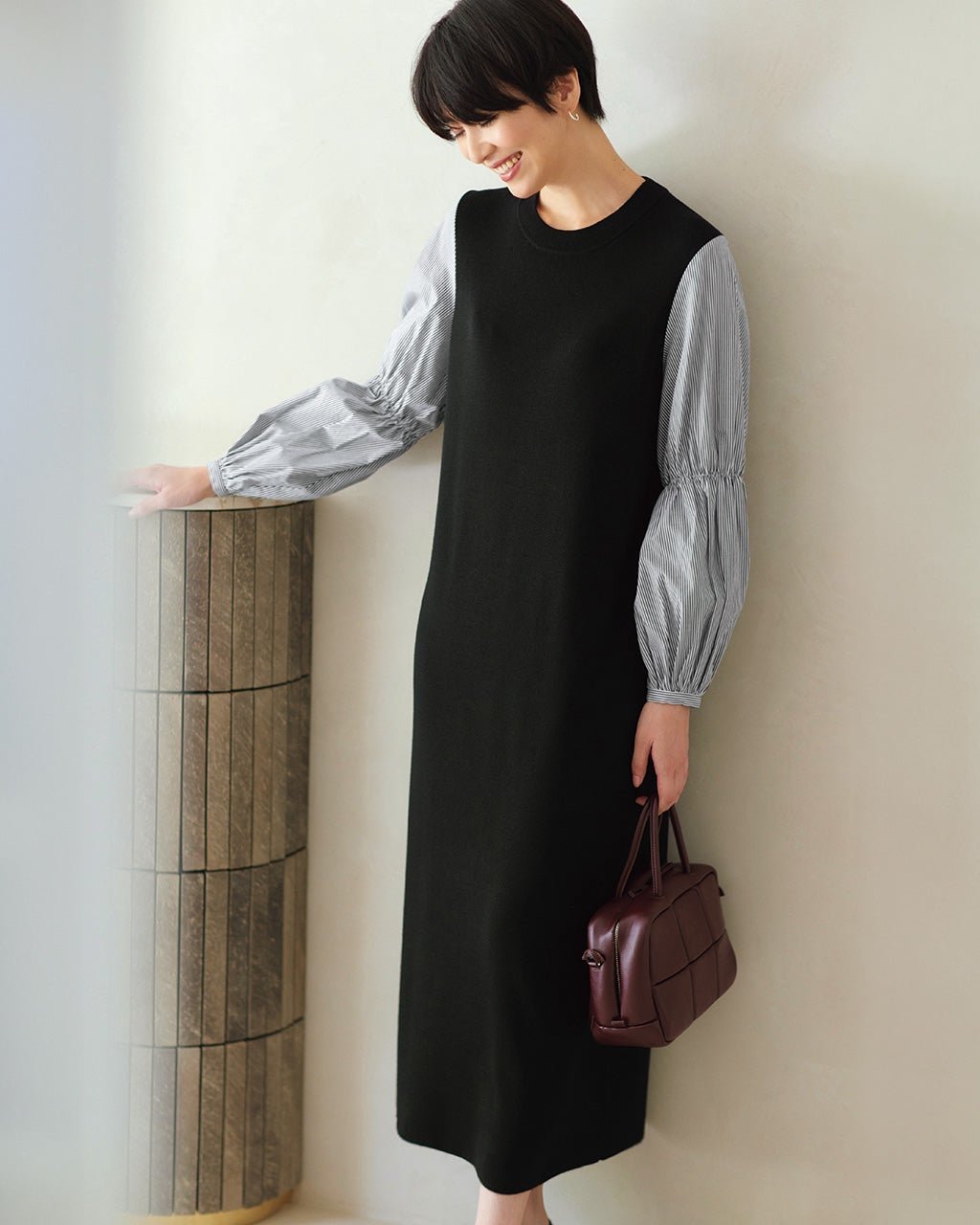 【ドゥクラッセ/DoCLASSE】の異素材コンビ・パフ袖ニットワンピース インテリア・キッズ・メンズ・レディースファッション・服の通販 founy(ファニー) 　ファッション　Fashion　レディースファッション　Fashion for Women　ワンピース　Dresses　ニットワンピース　Knit Dresses　コンビ　Combo, Combination Style　エレガント 上品　Elegant　ブラック|ID: prp329100004784913 ipo3291000000034736524
