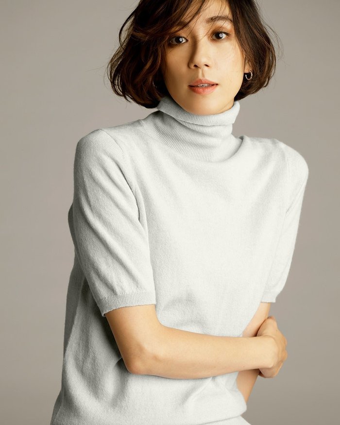 【ドゥクラッセ/DoCLASSE】のイタリア糸・カシミヤ混半袖タートル インテリア・キッズ・メンズ・レディースファッション・服の通販 founy(ファニー) https://founy.com/ ファッション Fashion レディースファッション Fashion for Women トップス・カットソー Cut & Sew Tops ニット Knit Tops & Sweaters アンサンブル Ensemble Set イタリア Italy インナー Innerwear カーディガン Cardigan, Knitwear シンプル Simple, Minimal セーター Sweater, Knitwear タートル Turtleneck, Turtle Collar エレガント 上品 Elegant 半袖 Short Sleeve, Half Sleeve 雑誌 Magazine, Fashion Magazine |ID: prp329100004789704 ipo3291000000034807835