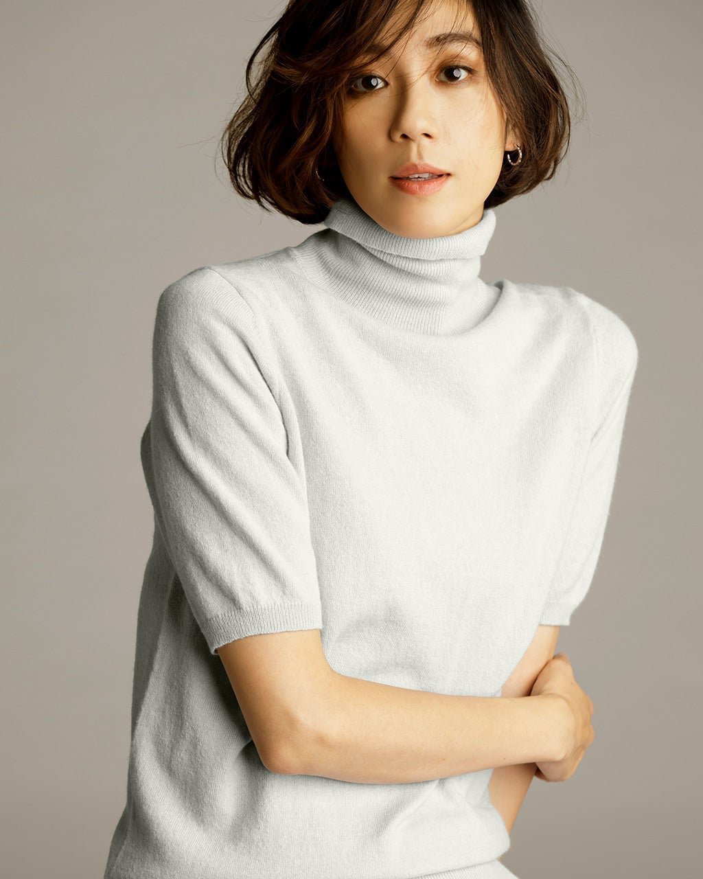 【ドゥクラッセ/DoCLASSE】のイタリア糸・カシミヤ混半袖タートル 人気、トレンドファッション・服の通販 founy(ファニー) ファッション Fashion レディースファッション Fashion for Women トップス・カットソー Cut & Sew Tops ニット Knit Tops & Sweaters アンサンブル Ensemble Set イタリア Italy インナー Innerwear カーディガン Cardigan, Knitwear シンプル Simple, Minimal セーター Sweater, Knitwear タートル Turtleneck, Turtle Collar エレガント 上品 Elegant 半袖 Short Sleeve, Half Sleeve 雑誌 Magazine, Fashion Magazine other-1|ID: prp329100004789704 ipo3291000000034807835