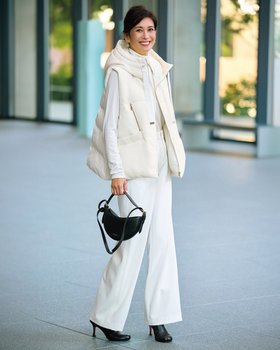 【ドゥクラッセ/DoCLASSE】 異素材ツイード・エコダウンベスト人気、トレンドファッション・服の通販 founy(ファニー) ファッション Fashion レディースファッション Fashion for Women アウター Coat / Outerwear Collection トップス・カットソー Cut & Sew Tops ベスト&ジレ / 重ね着スタイル Vests & Gilets エレガント 上品 Elegant タフタ Taffeta, Structured Fabric ダウン Down, Puffer ツイード Twill, Twill Weave ベスト Vest, Waistcoat |ID:prp329100004789705