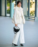 【ドゥクラッセ/DoCLASSE】の異素材ツイード・エコダウンベスト 人気、トレンドファッション・服の通販 founy(ファニー) ファッション Fashion レディースファッション Fashion for Women アウター Coat / Outerwear Collection トップス・カットソー Cut & Sew Tops ベスト&ジレ / 重ね着スタイル Vests & Gilets エレガント 上品 Elegant タフタ Taffeta, Structured Fabric ダウン Down, Puffer ツイード Twill, Twill Weave ベスト Vest, Waistcoat |ID:prp329100004789705