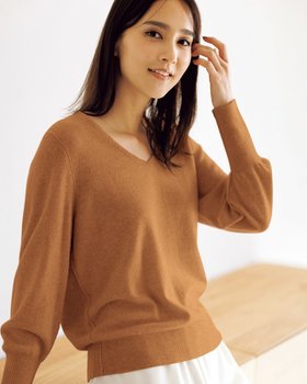 【ドゥクラッセ/DoCLASSE】 プレミアムカシミヤ・Vネックセーター人気、トレンドファッション・服の通販 founy(ファニー) ファッション Fashion レディースファッション Fashion for Women トップス・カットソー Cut & Sew Tops ニット Knit Tops & Sweaters Vネックトップス V-Neck Tops / V-Cut Neckline Shirts アンダー Underwear Essentials インナー Innerwear エレガント 上品 Elegant 春 Spring ジャケット Jacket, Outerwear スーツ Suit, Formalwear セーター Sweater, Knitwear なめらか Smooth, Silky Texture プレミアム Premium, High-End A/W・秋冬 Autumn/Winter |ID:prp329100004798780