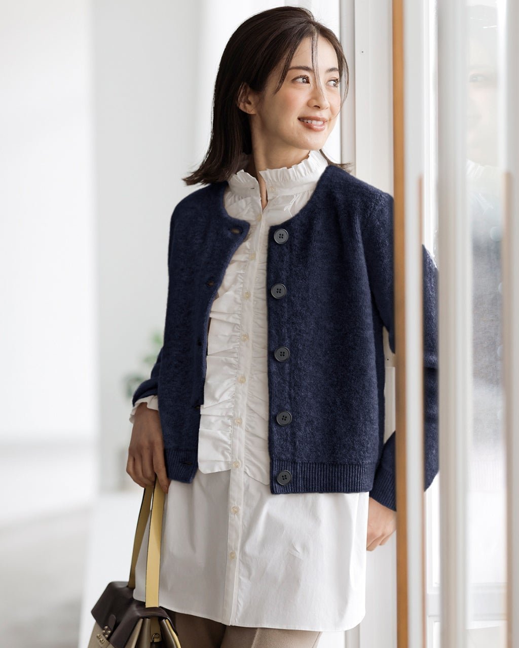 【ドゥクラッセ/DoCLASSE】のパイルニット・アルパカ混カーディガン インテリア・キッズ・メンズ・レディースファッション・服の通販 founy(ファニー) 　ファッション　Fashion　レディースファッション　Fashion for Women　トップス・カットソー　Cut & Sew Tops　ニット　Knit Tops & Sweaters　カーディガン・羽織り　Layered Style Cardigans　新作・新入荷　New Arrivals / New In　なめらか　Smooth, Silky Texture　カーディガン　Cardigan, Knitwear　ストレート　Straight, Straight Cut　フロント　Front, Front Design　ネイビー|ID: prp329100004808836 ipo3291000000034899713