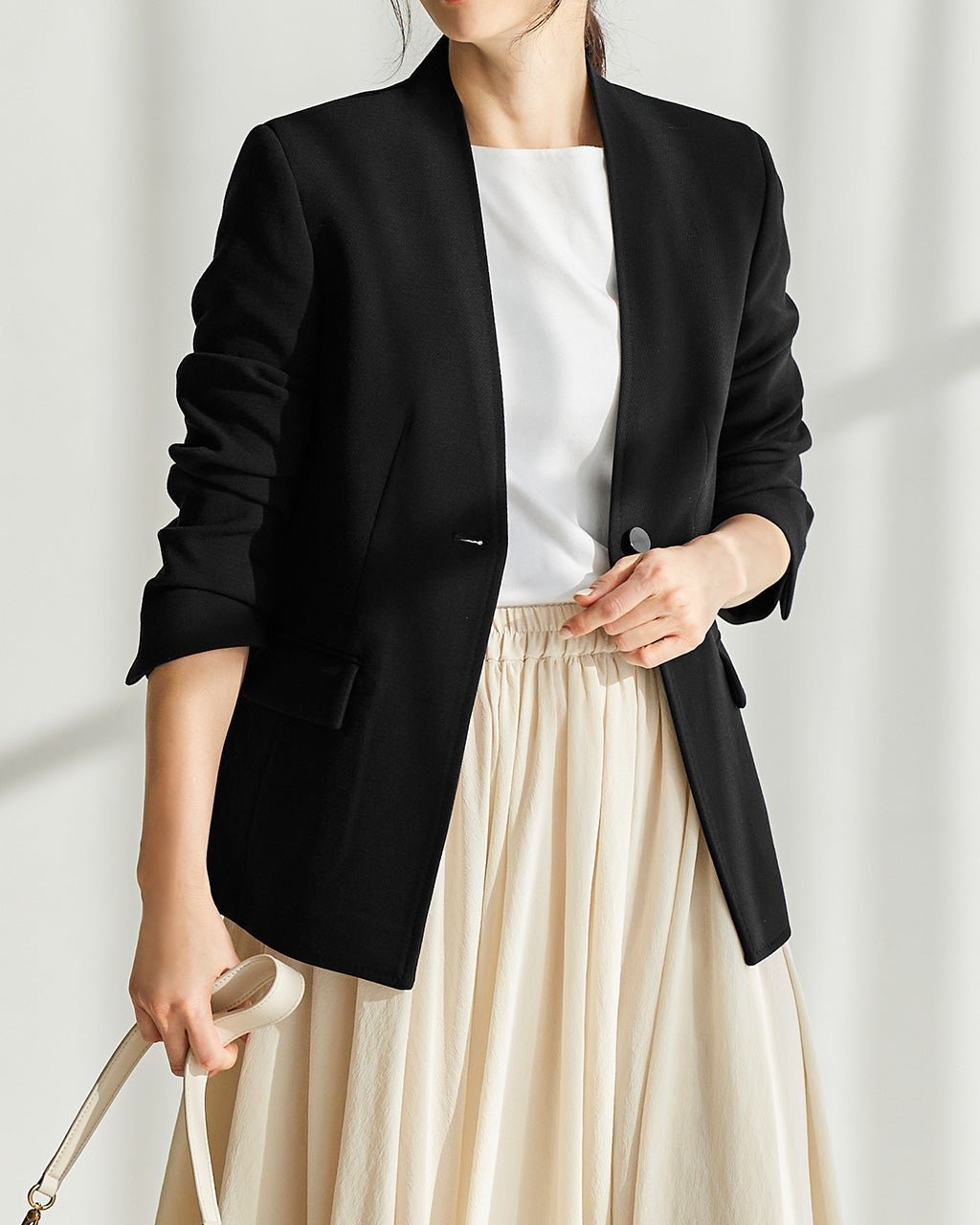 【ドゥクラッセ/DoCLASSE】のカルゼダブルクロス・ノーカラージャケット インテリア・キッズ・メンズ・レディースファッション・服の通販 founy(ファニー) 　ファッション　Fashion　レディースファッション　Fashion for Women　アウター　Coat / Outerwear Collection　レディースジャケット・軽アウター　Jackets　ノーカラージャケット / シンプル上品コーデ　Collarless Jackets　おすすめ　Recommended / Our Picks　なめらか　Smooth, Silky Texture　インナー　Innerwear　カッティング　Cutting Detail　ジャケット　Jacket, Outerwear　ストレッチ　Stretch, Stretchy Fabric　デコルテ　Décolleté, Neckline　バランス　Balance, Style Balance　今季　This Season, Current Season　ブラック|ID: prp329100004818252 ipo3291000000035005371