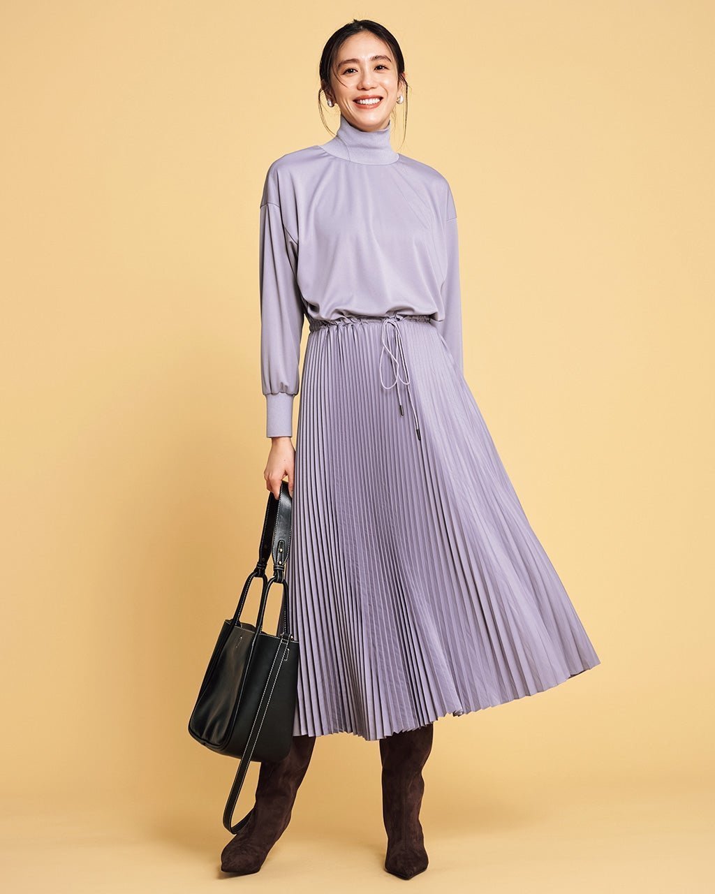 【ドゥクラッセ/DoCLASSE】のハイネック・艶プリーツワンピース 人気、トレンドファッション・服の通販 founy(ファニー) 　ファッション　Fashion　レディースファッション　Fashion for Women　ワンピース　Dresses　エレガント 上品　Elegant　ドッキング　Docking, Mixed Material　ハイネック　High Neck, Mock Neck　プリーツ　Pleats, Pleated　 other-1|ID: prp329100004832137 ipo3291000000035894829