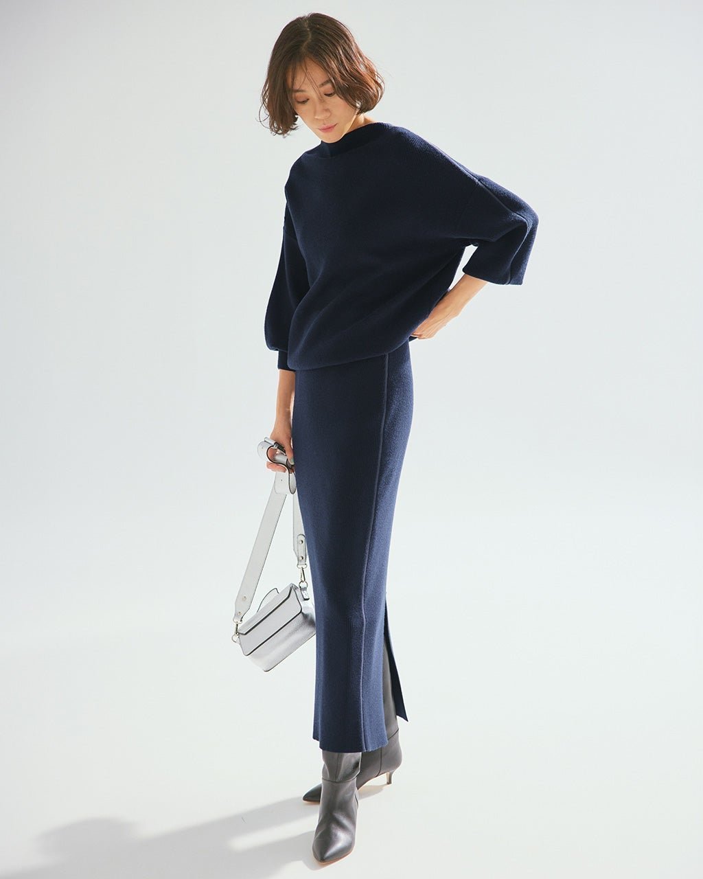 【ドゥクラッセ/DoCLASSE】のサイドライン・スカートニットアップ インテリア・キッズ・メンズ・レディースファッション・服の通販 founy(ファニー) 　ファッション　Fashion　レディースファッション　Fashion for Women　セットアップ　Matching Sets　スカート・ミニ/ミディ/マキシ　Skirts / Mini, Midi & Maxi Skirts　なめらか　Smooth, Silky Texture　畦　Ribbed Knit　ミッドナイトブルー|ID: prp329100004832951 ipo3291000000035249991