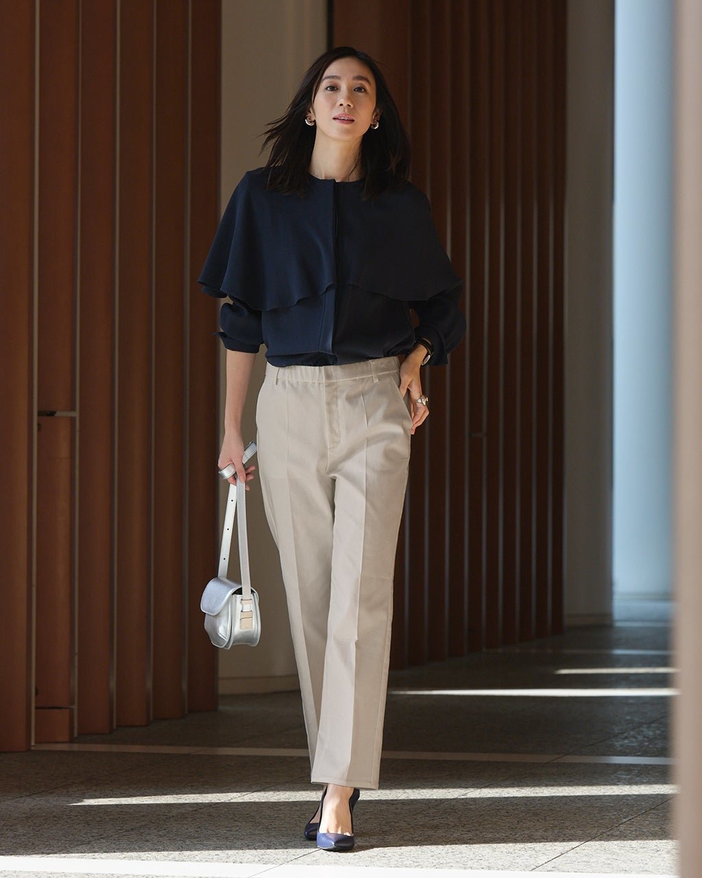 【ドゥクラッセ/DoCLASSE】のミラクルストレッチ・スティックパンツ インテリア・キッズ・メンズ・レディースファッション・服の通販 founy(ファニー) 　ファッション　Fashion　レディースファッション　Fashion for Women　パンツ　Pants & Trousers　新作・新入荷　New Arrivals / New In　おすすめ　Recommended / Our Picks　カッティング　Cutting Detail　コンパクト　Compact, Small Size　ストレート　Straight, Straight Cut　スリム　Slim, Slim Fit　センター　Center, Center Line　パターン　Pattern, Design Print　ビジネス 仕事 通勤　Business / Work / Commuting　ストーン|ID: prp329100004834702 ipo3291000000035213634