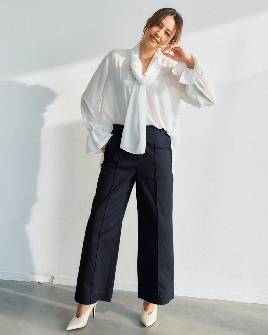 【ドゥクラッセ/DoCLASSE】のミラクルストレッチ・ピンタックワイド64cm インテリア・キッズ・メンズ・レディースファッション・服の通販 founy(ファニー) 　ファッション　Fashion　レディースファッション　Fashion for Women　パンツ　Pants & Trousers　新作・新入荷　New Arrivals / New In　おすすめ　Recommended / Our Picks　バランス　Balance, Style Balance　フロント　Front, Front Design　ワイド　Wide, Wide Fit　ミッドナイトブルー|ID: prp329100004834704 ipo3291000000035213660