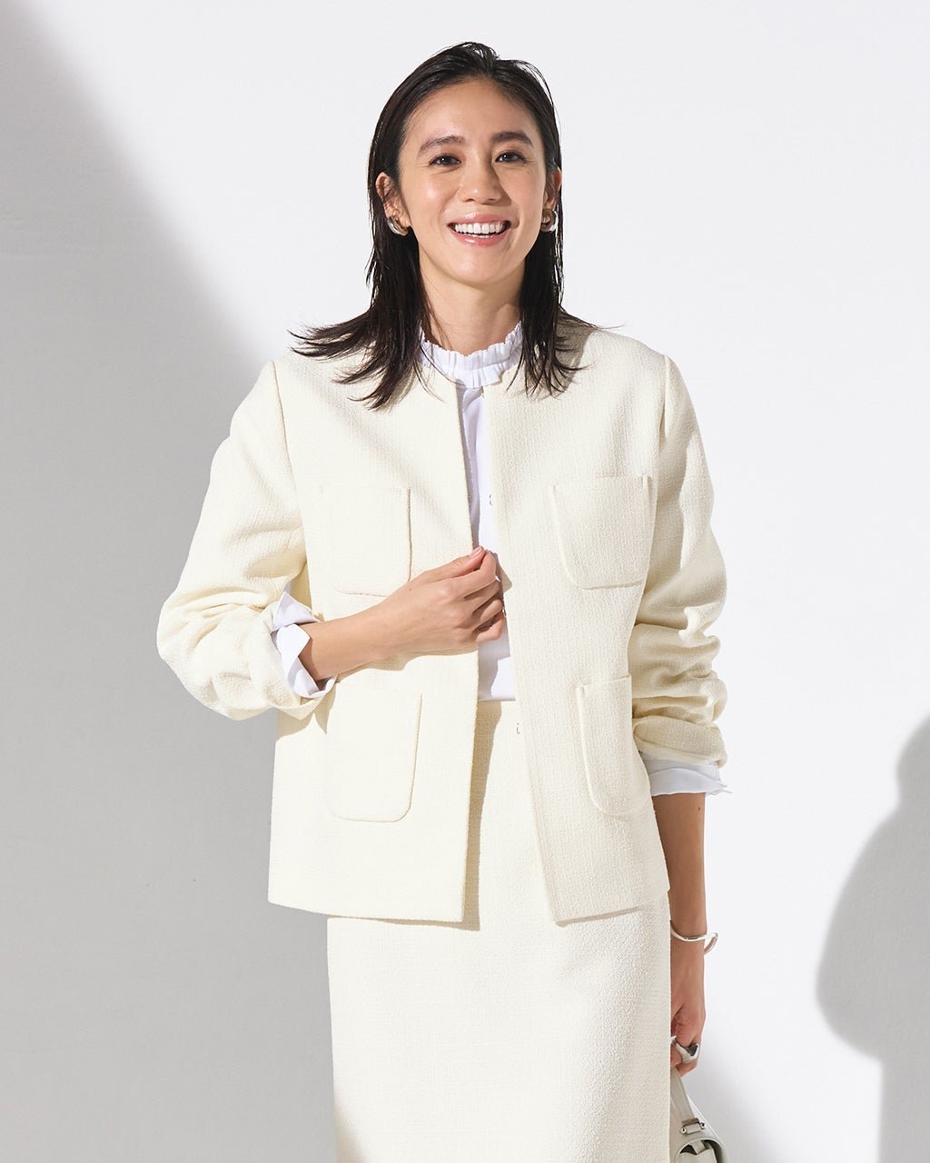 【ドゥクラッセ/DoCLASSE】のツイード・ノーカラージャケット インテリア・キッズ・メンズ・レディースファッション・服の通販 founy(ファニー) 　ファッション　Fashion　レディースファッション　Fashion for Women　アウター　Coat / Outerwear Collection　レディースジャケット・軽アウター　Jackets　ノーカラージャケット / シンプル上品コーデ　Collarless Jackets　エレガント 上品　Elegant　ジャケット　Jacket, Outerwear　ツイード　Twill, Twill Weave　デニム　Denim, Jeans Material　パターン　Pattern, Design Print　ポケット　Pocket, Pocket Detail　モダン　Modern, Contemporary　新作・新入荷　New Arrivals / New In　セレモニー　Ceremony　ビジネス 仕事 通勤　Business / Work / Commuting　オフホワイト|ID: prp329100004834706 ipo3291000000035213719