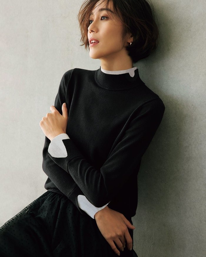 【ドゥクラッセ/DoCLASSE】のシルクフィール・レイヤード風ハイネック インテリア・キッズ・メンズ・レディースファッション・服の通販 founy(ファニー) https://founy.com/ ファッション Fashion レディースファッション Fashion for Women トップス・カットソー Cut & Sew Tops ニット Knit Tops & Sweaters なめらか Smooth, Silky Texture カフス Cuff Design セーター Sweater, Knitwear ハイネック High Neck, Mock Neck 冬 Winter / This Winter 春 Spring 秋 Autumn |ID: prp329100004834709 ipo3291000000035213737