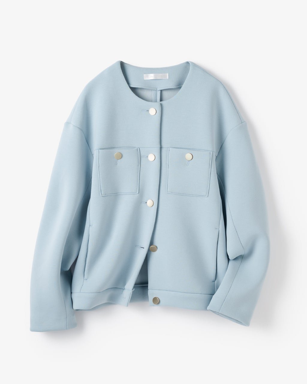 【ドゥクラッセ/DoCLASSE】のエアーフォルム・Cカラーブルゾン インテリア・キッズ・メンズ・レディースファッション・服の通販 founy(ファニー) 　ファッション　Fashion　レディースファッション　Fashion for Women　アウター　Coat / Outerwear Collection　レディースジャケット・軽アウター　Jackets　ブルゾンジャケット・スポーティアウター　Blouson Jackets　新作・新入荷　New Arrivals / New In　カットソー　Cut and Sewn Top　コンパクト　Compact, Small Size　ショルダー　Shoulder, Shoulder Strap　ジャケット　Jacket, Outerwear　ドロップ　Drop Shoulder, Dropped Style　フォルム　Silhouette, Form　フロント　Front, Front Design　ブルゾン　Blouson, Bomber Jacket　ポケット　Pocket, Pocket Detail　メタル　Metal, Metal Parts　エレガント 上品　Elegant　ライトブルー|ID: prp329100004834712 ipo3291000000035213759