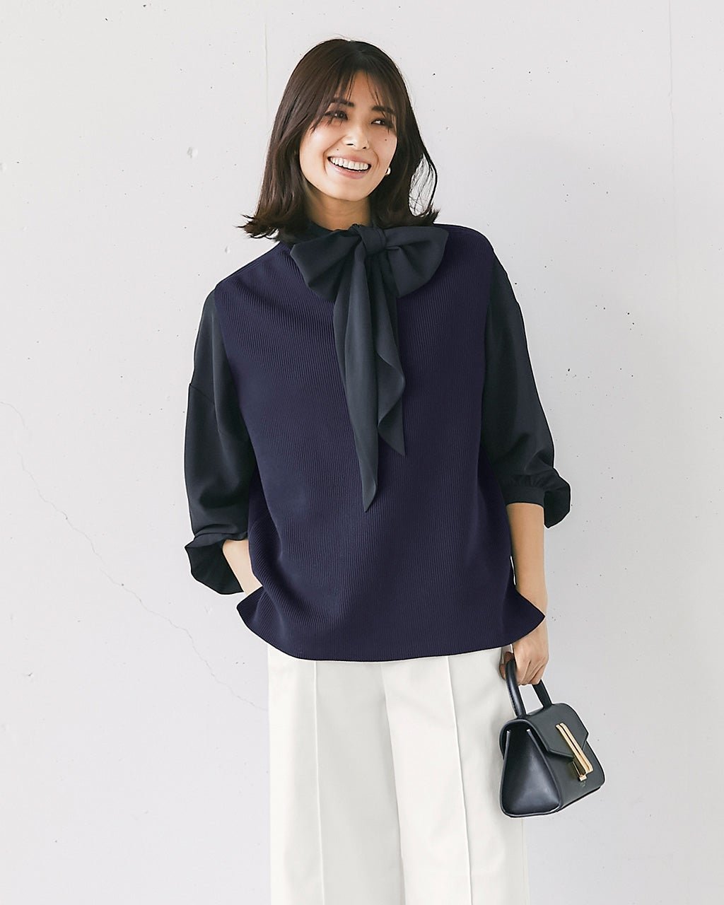 【ドゥクラッセ/DoCLASSE】の片畦編み・ボトルネックベスト インテリア・キッズ・メンズ・レディースファッション・服の通販 founy(ファニー) 　ファッション　Fashion　レディースファッション　Fashion for Women　アウター　Coat / Outerwear Collection　トップス・カットソー　Cut & Sew Tops　ニット　Knit Tops & Sweaters　ベスト&ジレ / 重ね着スタイル　Vests & Gilets　畦編みニット・テクスチャードトップス　Ribbed Knit Sweaters / Textured Knit Tops　スマート　Smart, Elegant　セーター　Sweater, Knitwear　タートル　Turtleneck, Turtle Collar　ハイネック　High Neck, Mock Neck　ベスト　Vest, Waistcoat　ボトルネック　Bottle Neck, Mock Neck　畦　Ribbed Knit　ネイビー|ID: prp329100004834715 ipo3291000000036009932