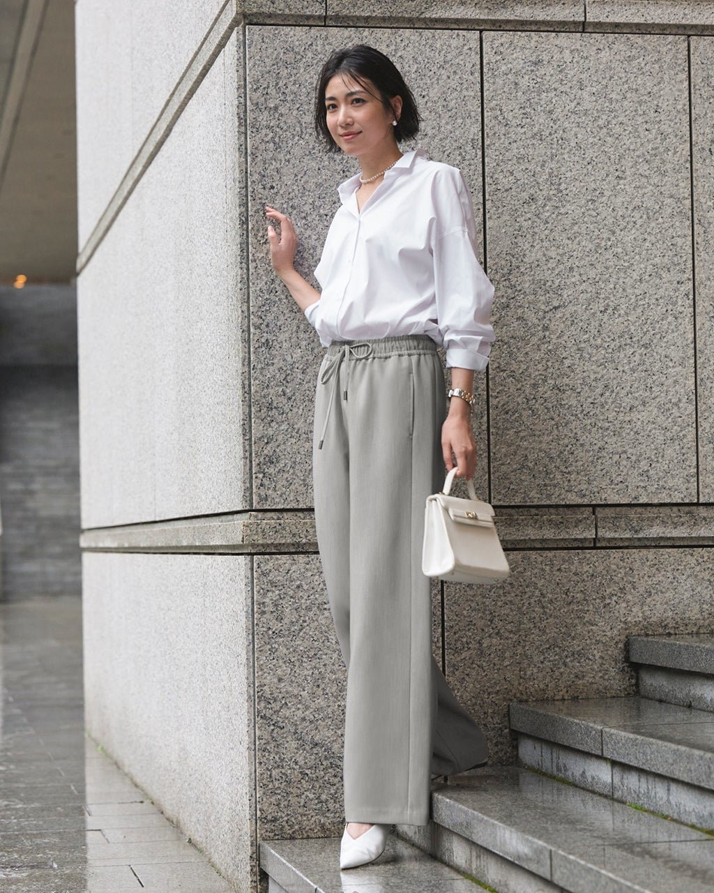 【ドゥクラッセ/DoCLASSE】のスポンジWクロス・イージーワイドパンツ インテリア・キッズ・メンズ・レディースファッション・服の通販 founy(ファニー) 　ファッション　Fashion　レディースファッション　Fashion for Women　パンツ　Pants & Trousers　新作・新入荷　New Arrivals / New In　なめらか　Smooth, Silky Texture　オケージョン　Occasion Wear　ストレッチ　Stretch, Stretchy Fabric　セットアップ　Set-Up, Coordinated Outfit　フォルム　Silhouette, Form　ビジネス 仕事 通勤　Business / Work / Commuting　グレー|ID: prp329100004834718 ipo3291000000035213796