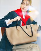 【ドゥクラッセ/DoCLASSE】のウルトラライト・2WAYバッグ 人気、トレンドファッション・服の通販 founy(ファニー) ファッション Fashion レディースファッション Fashion for Women バッグ Bags レイングッズ・傘・晴雨兼用傘 Umbrellas & Rain Gear スマホ Smartphone, Mobile Device 台形 A-Line, Trapezoid Shape バランス Balance, Style Balance フォルム Silhouette, Form ポケット Pocket, Pocket Detail 日傘 Parasol, UV Umbrella リボン Ribbon, Bow 新作・新入荷 New Arrivals / New In 旅行 Travel エレガント 上品 Elegant ビジネス 仕事 通勤 Business / Work / Commuting thumbnail ベージュ|ID: prp329100004834719 ipo3291000000035213803