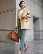 【ドゥクラッセ/DoCLASSE】のスポンジWクロス・テーパードパンツ 人気、トレンドファッション・服の通販 founy(ファニー) ファッション Fashion レディースファッション Fashion for Women パンツ Pants & Trousers 新作・新入荷 New Arrivals / New In なめらか Smooth, Silky Texture オケージョン Occasion Wear ストレッチ Stretch, Stretchy Fabric スーツ Suit, Formalwear セットアップ Set-Up, Coordinated Outfit センター Center, Center Line ビジネス 仕事 通勤 Business / Work / Commuting thumbnail セージ|ID: prp329100004834724 ipo3291000000035213843