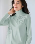 【ドゥクラッセ/DoCLASSE】の超長綿ハイネック/フラワーモチーフ 人気、トレンドファッション・服の通販 founy(ファニー) ファッション Fashion レディースファッション Fashion for Women トップス・カットソー Cut & Sew Tops シャツ・ブラウス・オフィスカジュアル Elegant Blouses & Button-Ups ロングTシャツ・Tシャツ Longline T-Shirts & Tees カットソー・ベーシックTシャツ Cut-and-Sewn Tops / Stretch Tees & Basics 花柄・フラワープリント・モチーフ Floral Prints & Motifs / Flower Pattern Tops 新作・新入荷 New Arrivals / New In なめらか Smooth, Silky Texture インナー Innerwear カットソー Cut and Sewn Top シンプル Simple, Minimal チェック Check, Plaid, Tartan ハイネック High Neck, Mock Neck フラワー Flower, Floral モチーフ Motif, Design Theme thumbnail ダスティーブルー|ID: prp329100004834727 ipo3291000000035213862