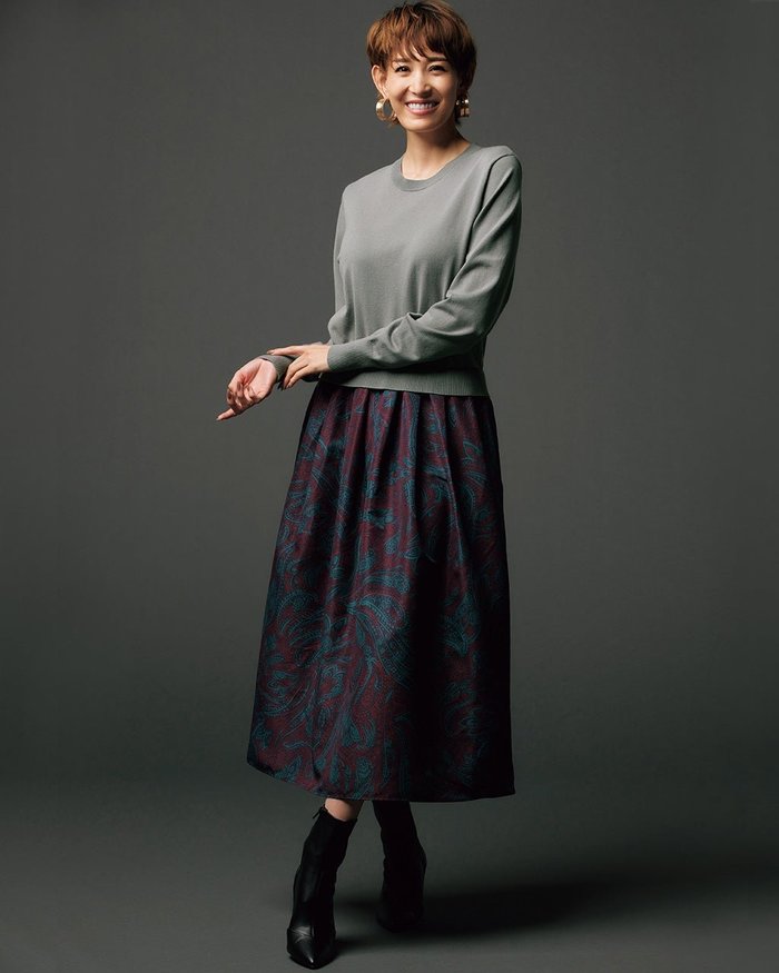 【ドゥクラッセ/DoCLASSE】のニット&times;プリント・異素材コンビワンピース インテリア・キッズ・メンズ・レディースファッション・服の通販 founy(ファニー) https://founy.com/ ファッション Fashion レディースファッション Fashion for Women ワンピース Dresses なめらか Smooth, Silky Texture コンビ Combo, Combination Style タフタ Taffeta, Structured Fabric プリント Print, Printed Pattern ペイズリー Paisley, Ethnic Pattern |ID: prp329100004837050 ipo3291000000035249909