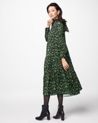 【ドゥクラッセ/DoCLASSE】のフラワープリント・ティアードワンピース グリーン・パターン|ID: prp329100004837051 ipo3291000000036315654