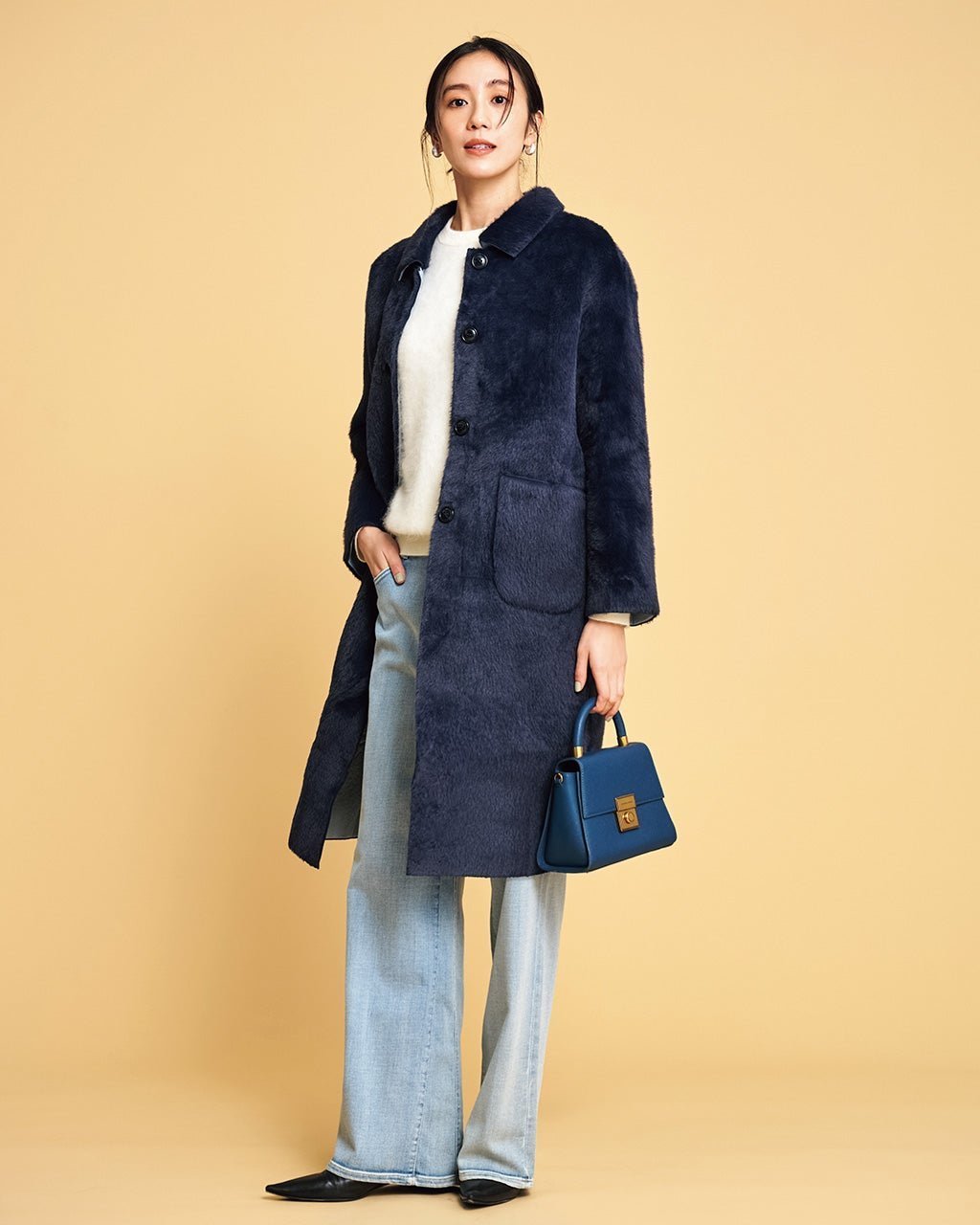 【ドゥクラッセ/DoCLASSE】のエコムートン・ファーコート 人気、トレンドファッション・服の通販 founy(ファニー) 　ファッション　Fashion　レディースファッション　Fashion for Women　アウター　Coat / Outerwear Collection　コート・ロングコート・ピーコート　Long Coats, Peacoats & More　なめらか　Smooth, Silky Texture　トレンド　Trend, Trending Now　リアル　Real, Realistic　今季　This Season, Current Season　 other-1|ID: prp329100004837054 ipo3291000000035249923