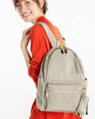 【ドゥクラッセ/DoCLASSE】のシャイニータフタ・バックパック グレーベージュ|ID: prp329100004837058 ipo3291000000035249937