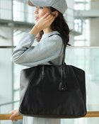 【ドゥクラッセ/DoCLASSE】の本革・エアートートバッグL 人気、トレンドファッション・服の通販 founy(ファニー) ファッション Fashion レディースファッション Fashion for Women バッグ Bags レイングッズ・傘・晴雨兼用傘 Umbrellas & Rain Gear フィット Fit, Slim Fit フォルム Silhouette, Form ビジネス 仕事 通勤 Business / Work / Commuting 日傘 Parasol, UV Umbrella 雑誌 Magazine, Fashion Magazine thumbnail ブラック|ID: prp329100004837953 ipo3291000000035894869